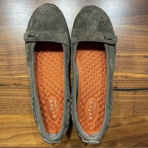 Privo by Clark’s Women’s Polar Lake Leather Upper Slip On Shoes 8.5‎ Narrow